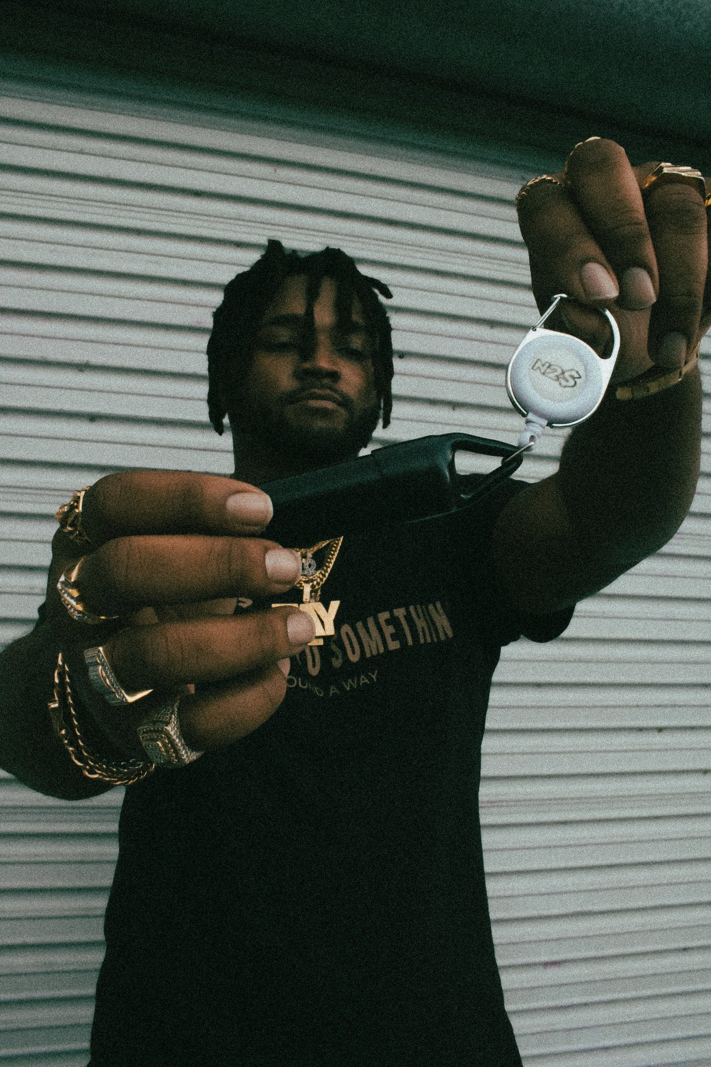 Logo Lighter Leash